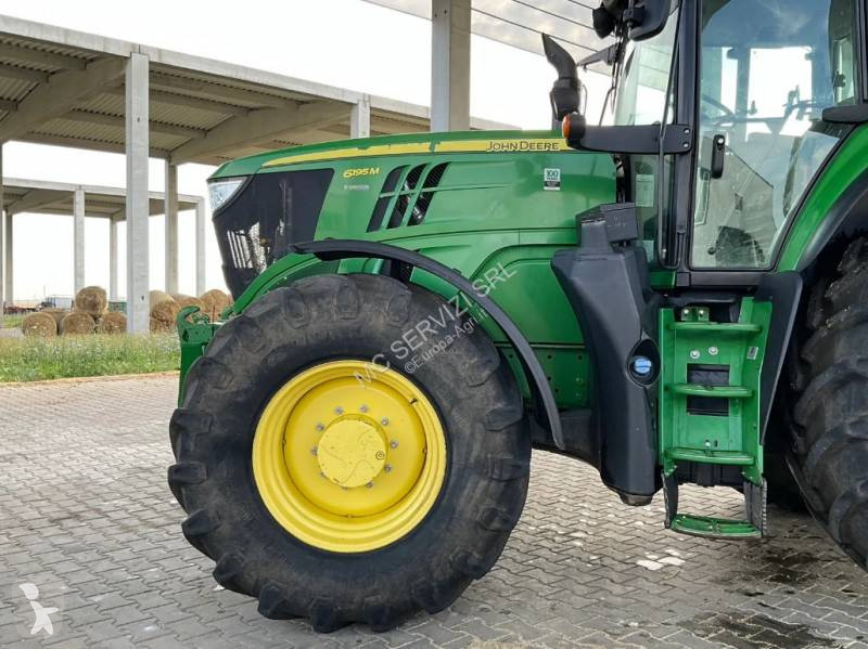 Lantbrukstraktor John Deere 6195M