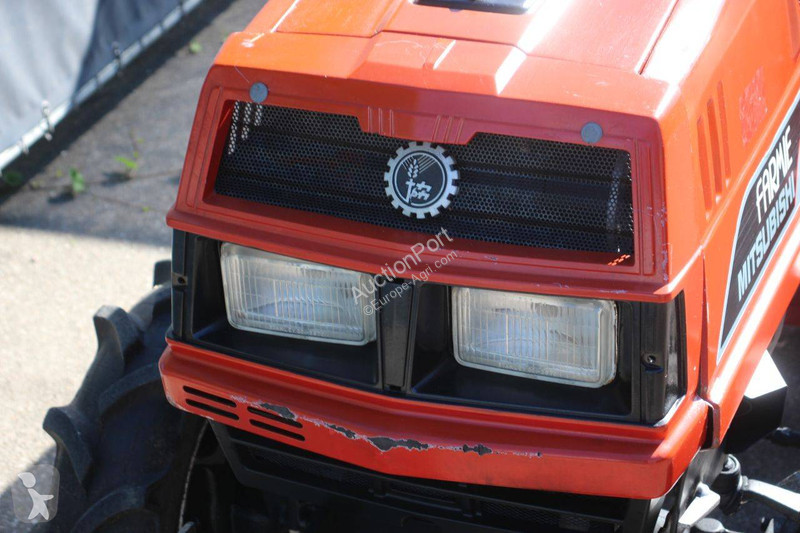 Lantbrukstraktor Mitsubishi MTX15