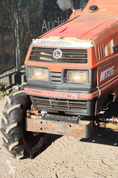 Tractor Mitsubishi MT26