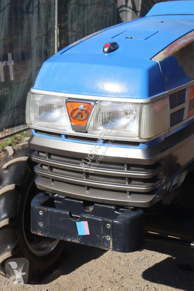 جرار زراعي Iseki TG25F