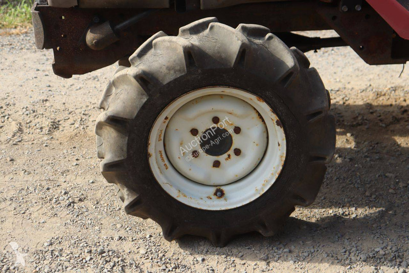 جرار زراعي Shibaura P185F
