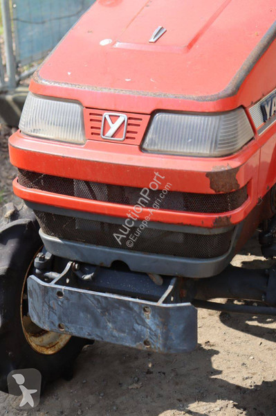 جرار زراعي Yanmar Ke-2D