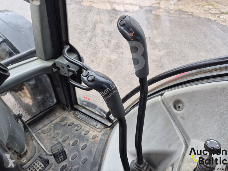 جرار زراعي Valtra N141H