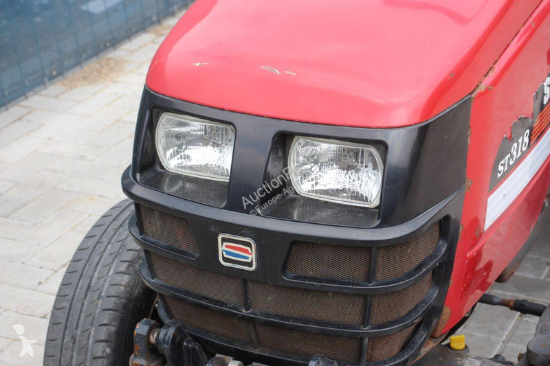 Tractor Shibaura ST318H