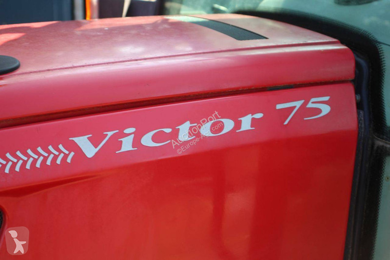 Tractor Valpadana Victor 75