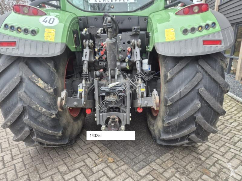 Сільськогосподарський трактор Fendt 720 vario...