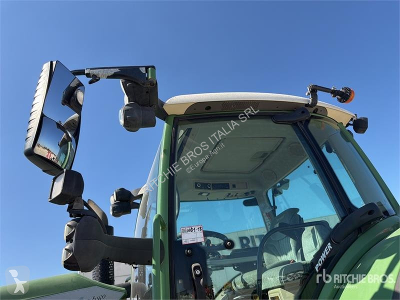 Сільськогосподарський трактор Fendt 724 Vario...