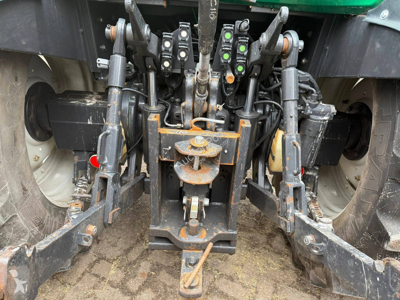 Сільськогосподарський трактор Valtra