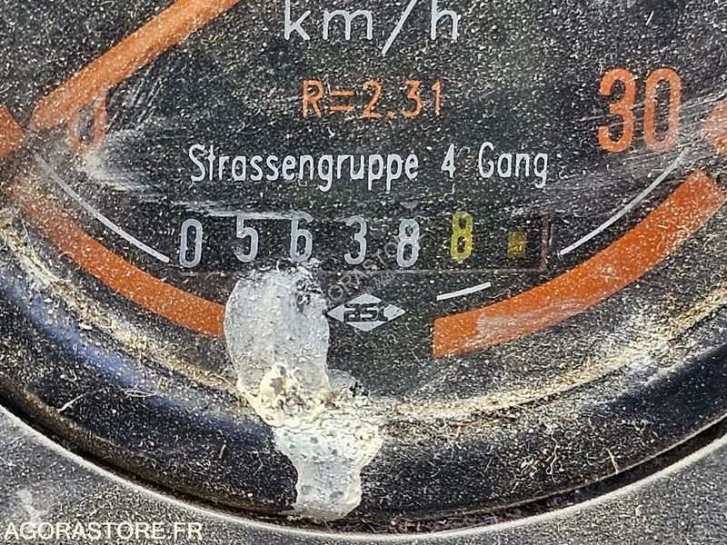 Tractor Renault R3143