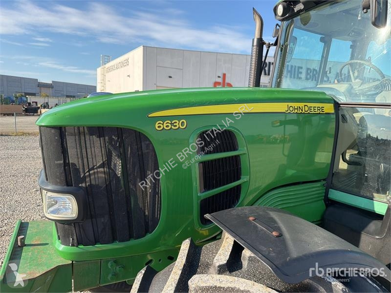 Tractor John Deere 6630 4WD Tractor