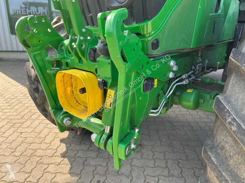 John Deere 185 tractor