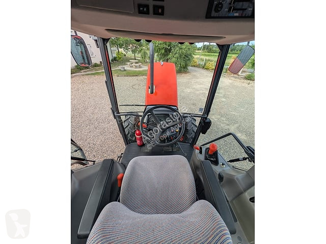 Tractor agrícola Kubota Me5700
