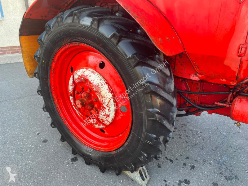 Tractor Belarus  MTS 80