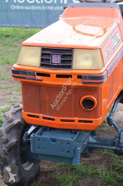 Tractor agrícola Kubota B1-15 Bulltra