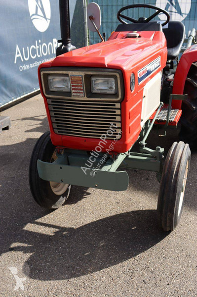 Tractor agrícola Yanmar YM1602