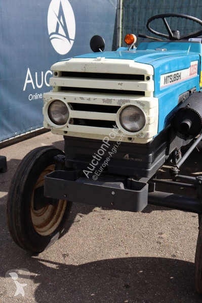 Tractor agrícola Mitsubishi D2050