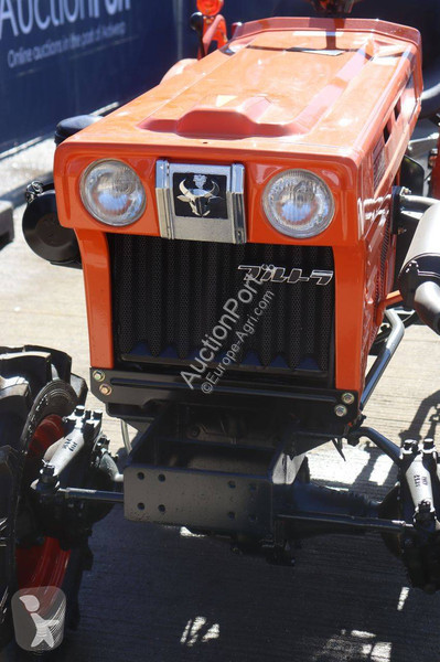 Tractor agrícola Kubota B7001DT