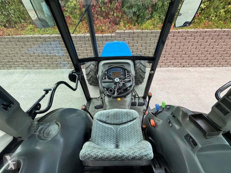 New Holland TN95FA Cab/AC 4RM tractor