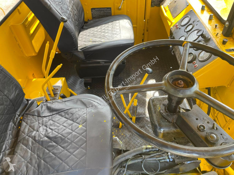 Tractor   K 701 V12