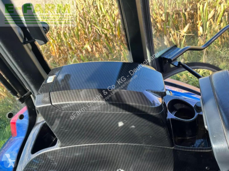 Tracteur agricole Valtra  t234 direct