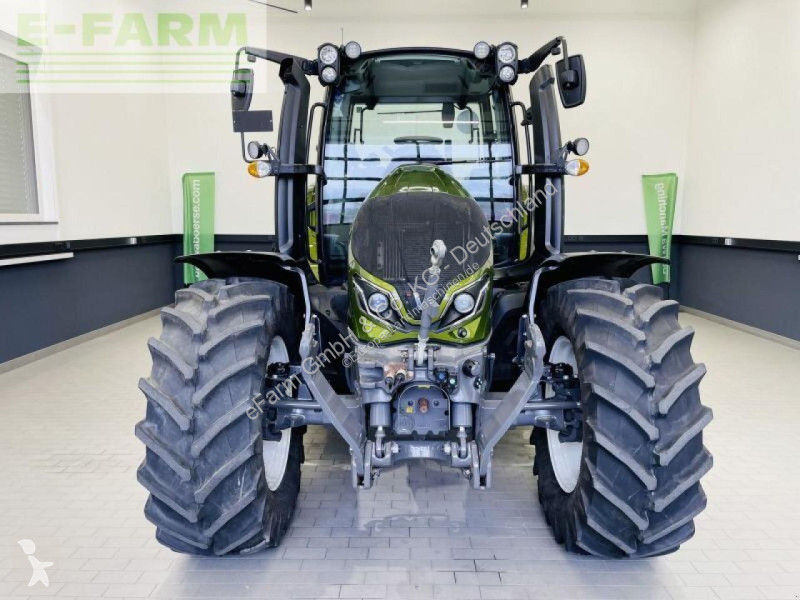 Tracteur agricole Valtra  g125ev versu
