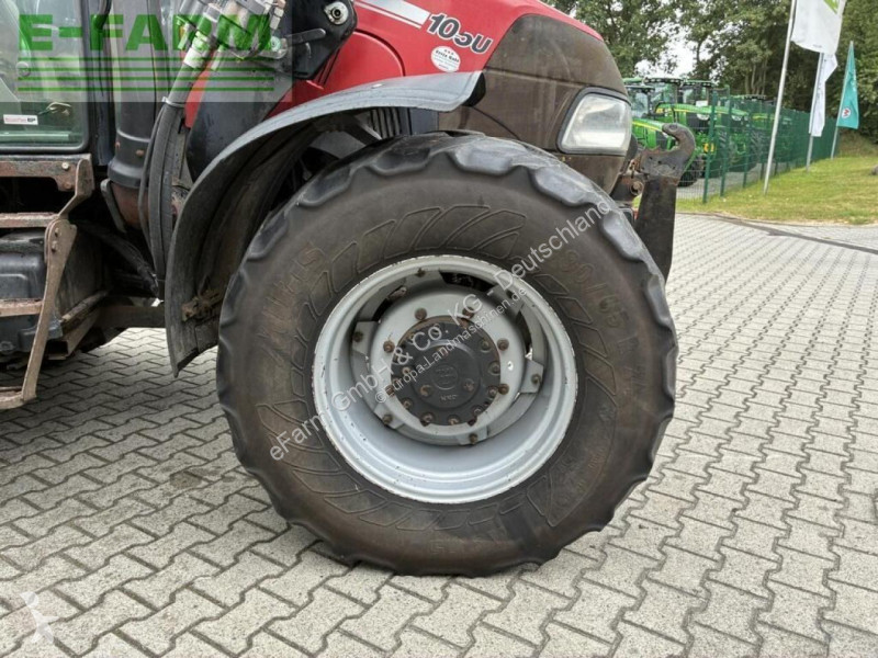 Tractor Case  farmall 105 u