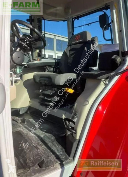 Tracteur agricole Massey Ferguson  7s.210 dyna-vt