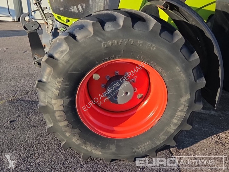 Tracteur agricole Claas Axion 810 CMATIC