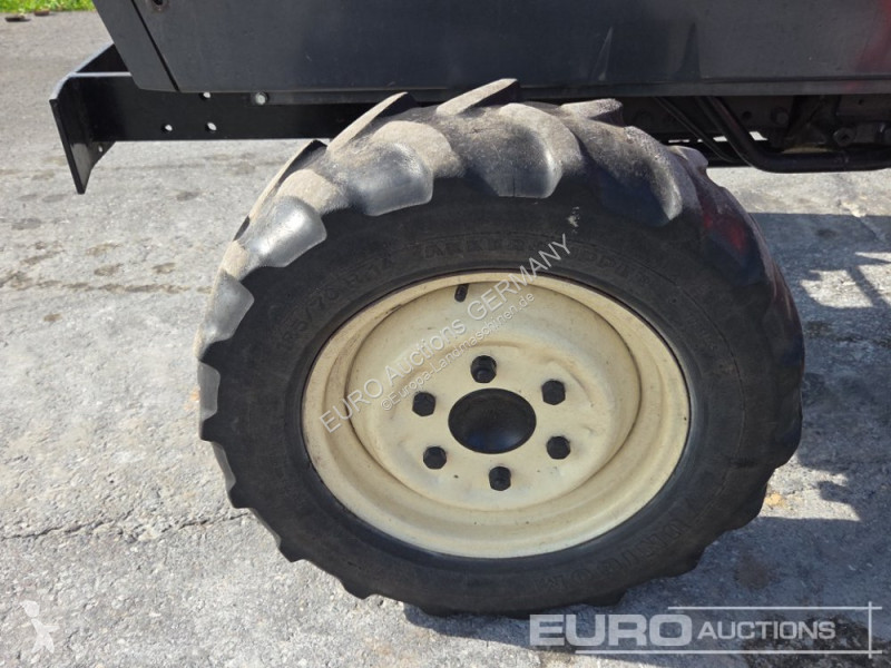 Tractor Yanmar F20D