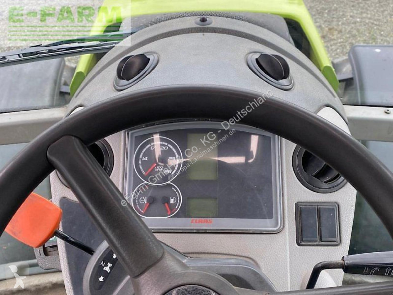 Tractor Claas  axion 820 c-matic