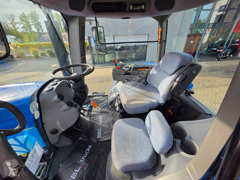 Tracteur agricole New Holland TG 230