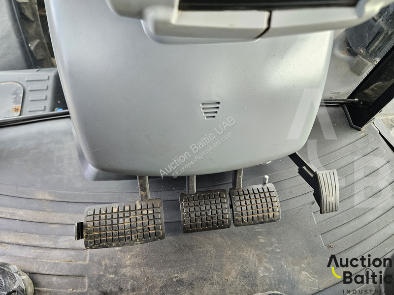 Tracteur agricole Valtra