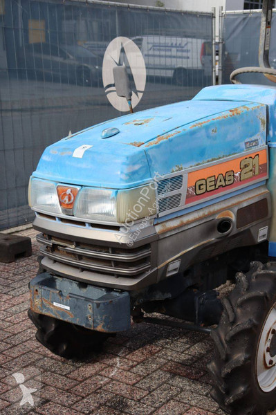 Tracteur agricole Iseki Geas 21