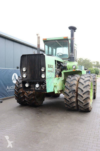 Zemědělský traktor  Bearcat PT225