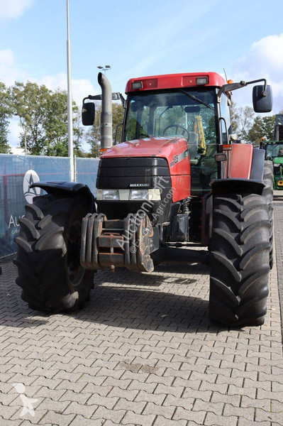 Zemědělský traktor Case IH MX135