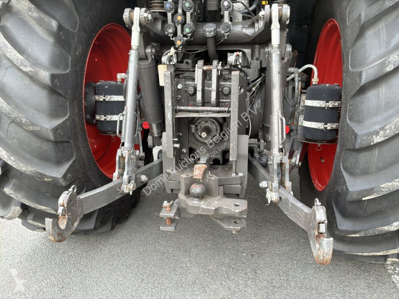 Zemědělský traktor Claas 830 Axion