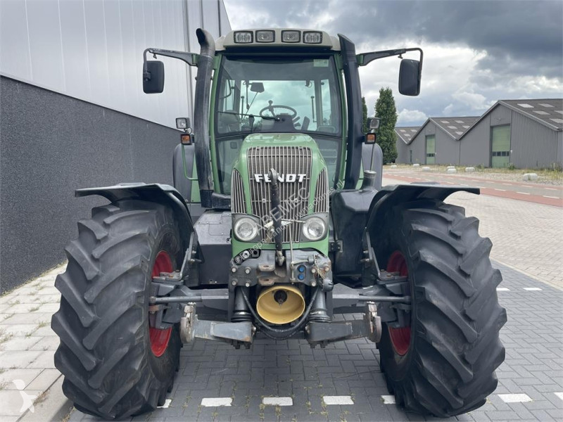 Tracteur agricole Fendt 716 Vario Com1