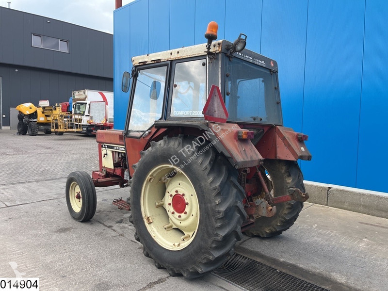 جرار زراعي International 744 54 kW 72 HP, Manual