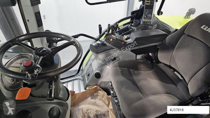 Tractor agrícola Claas Arion 640