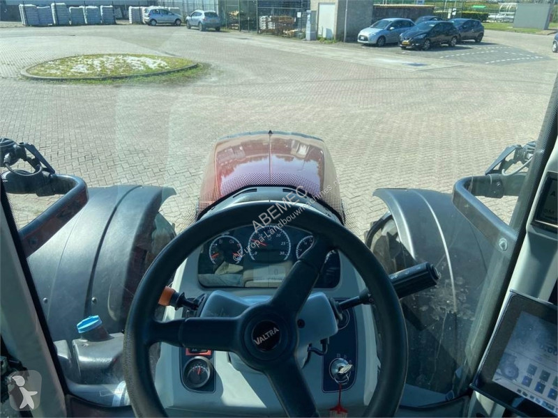 Tractor agrícola Valtra T 254