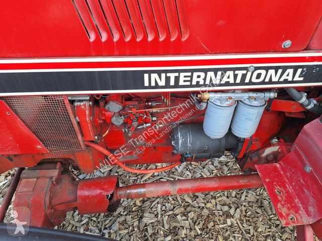 Tractor IHC 833 Allrad Kabine