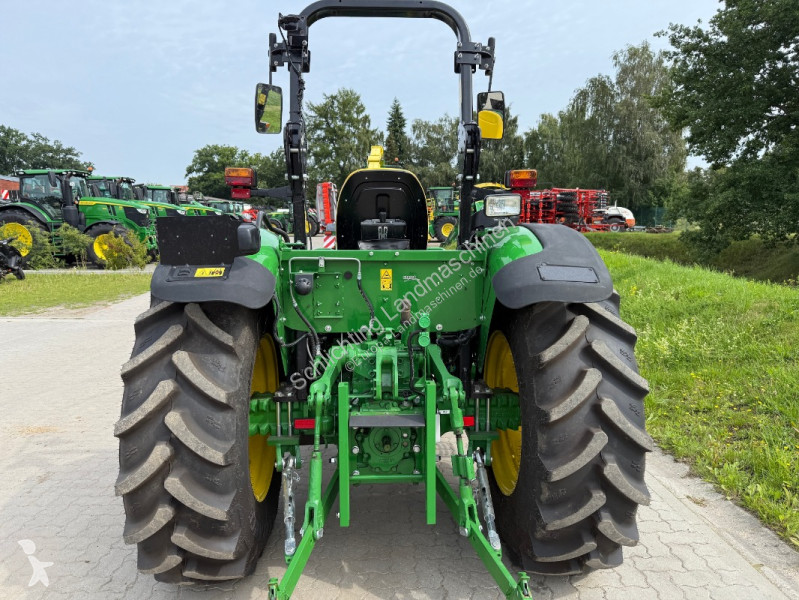 Tractor agrícola John Deere 5058E ohne Kabine
