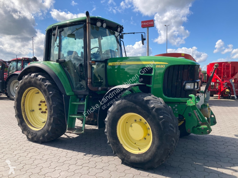 Landbrugstraktor John Deere  6630
