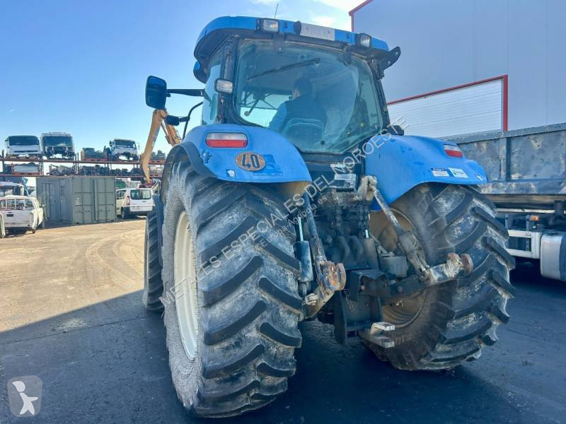 Lantbrukstraktor New Holland T7030