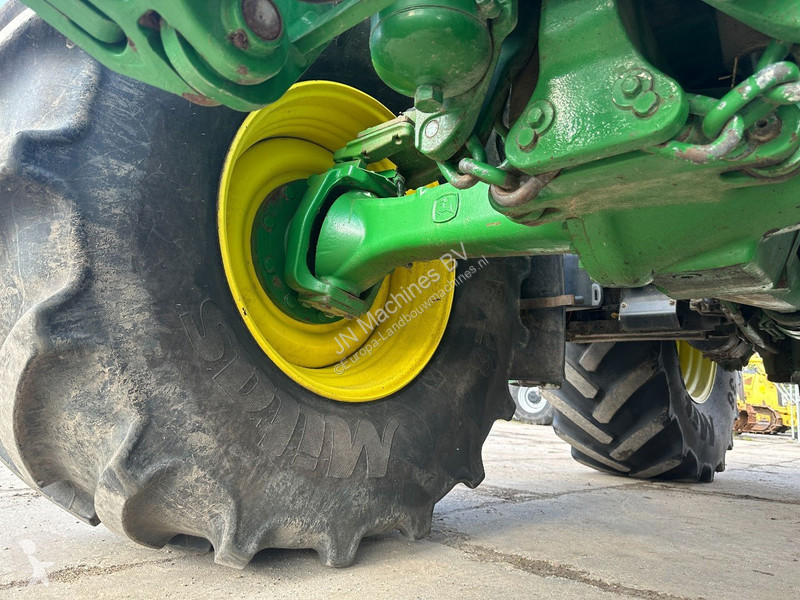 Tractor agrícola John Deere 6210R Included...