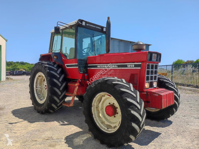 Tracteur agricole Case  IH 1255
