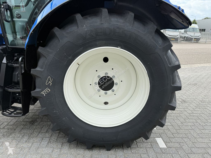 Tractor New Holland T6145 AC STAGE V
