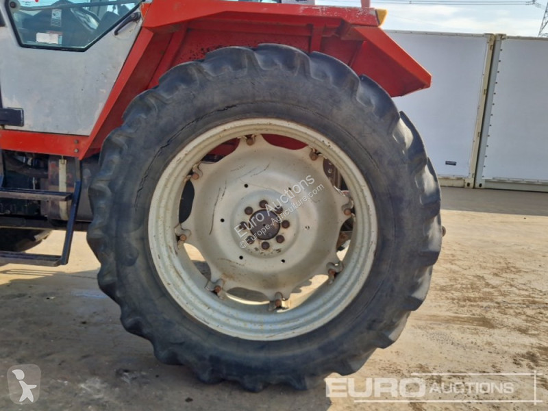 Lantbrukstraktor  MF690