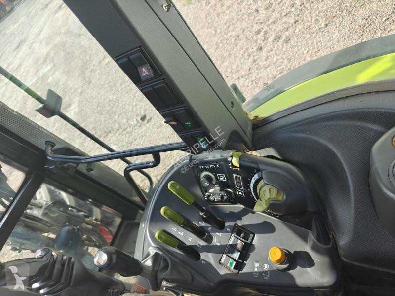 Tracteur agricole Claas  ARION 420