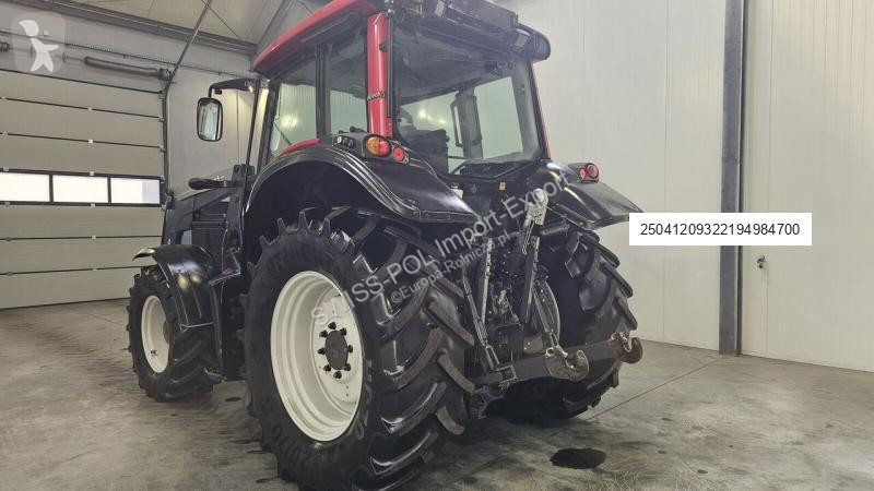 Traktor Valtra N 103